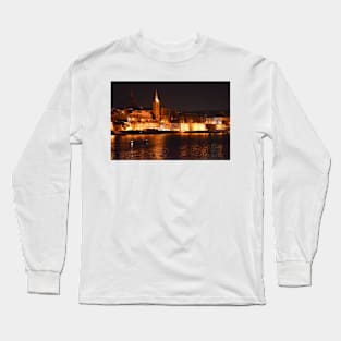 Valetta Cityscape at Night. Malta Long Sleeve T-Shirt